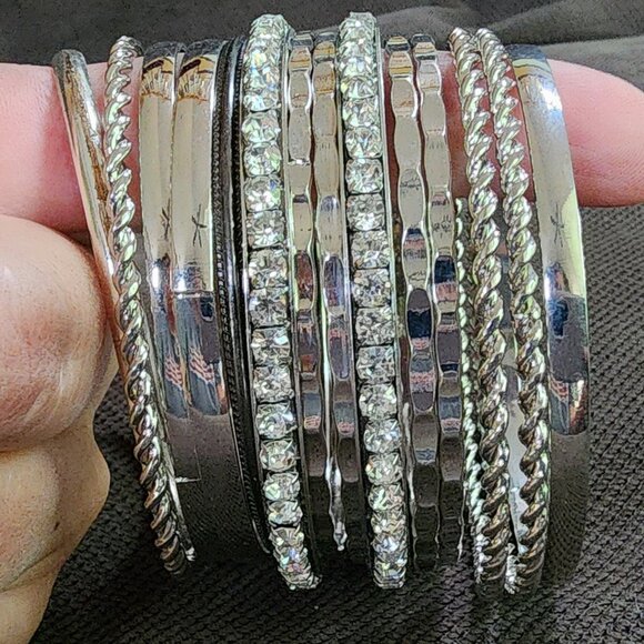 Claire's Set Of 14 Silver Tone Bangle Bracelets - Picture 14 of 16